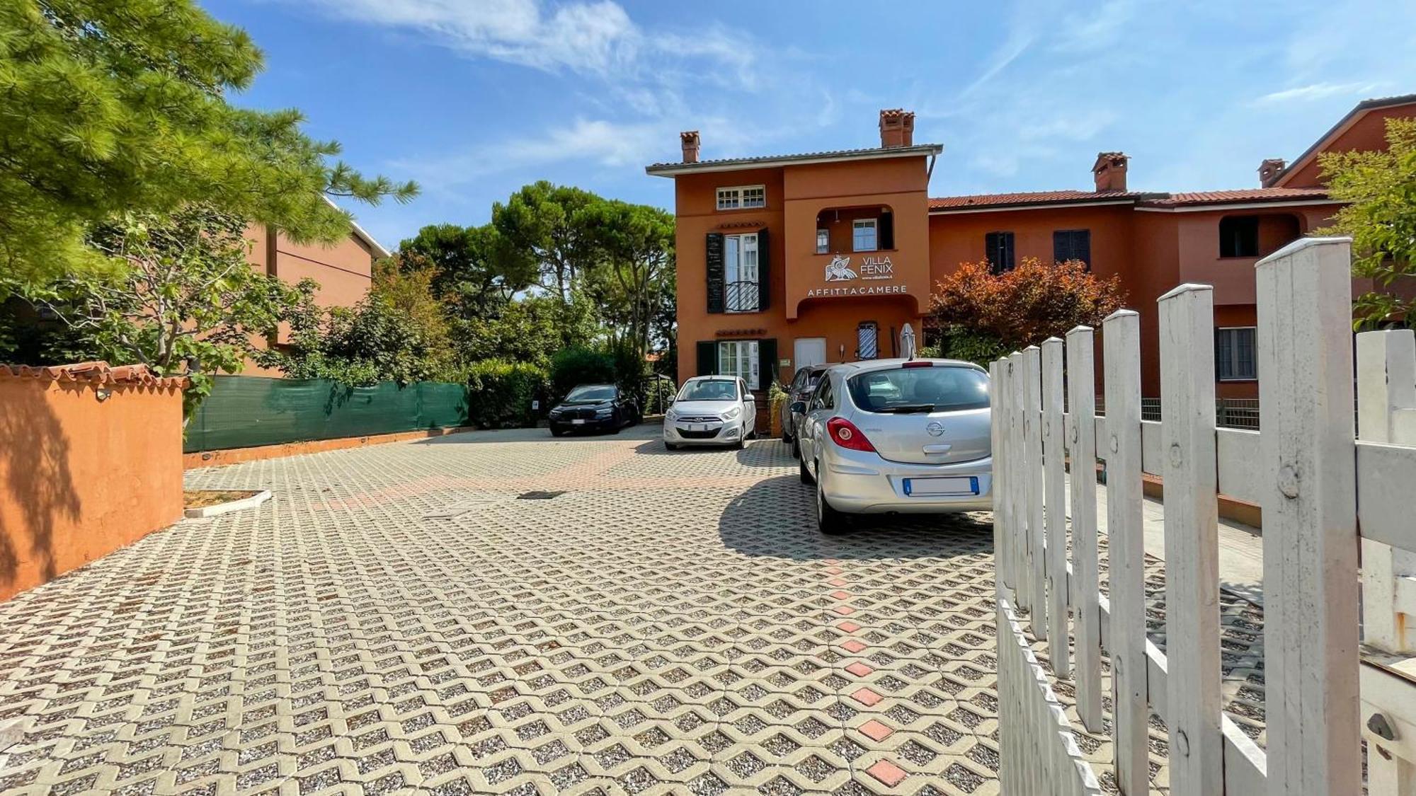 Villa Fenix Osio Sotto Buitenkant foto