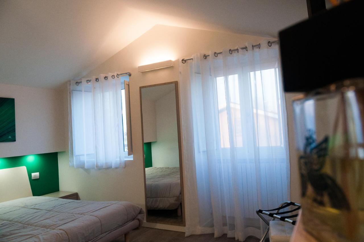 Villa Fenix Osio Sotto Buitenkant foto